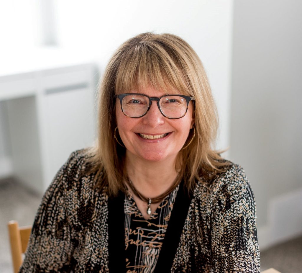 debrah wirtzfeld headshot md confidence consulting inc executive coach